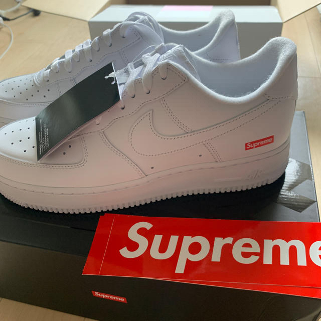 Supreme(シュプリーム)のSupreme Nike Air Force 1 Low シュプリーム メンズの靴/シューズ(スニーカー)の商品写真