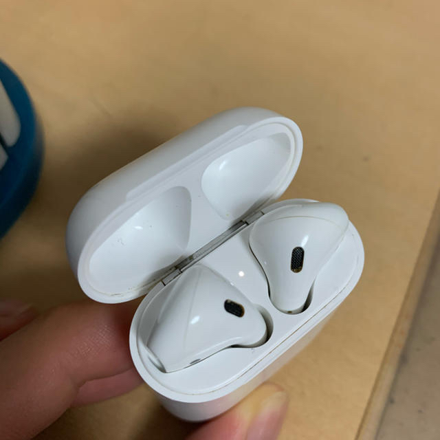 Apple初代　airpods