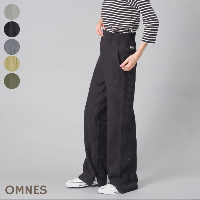 URBAN RESEARCH DOORS(アーバンリサーチドアーズ)のOMNES オムネス☆スリット入　裏起毛ワッフルイージーパンツ レディースのパンツ(カジュアルパンツ)の商品写真