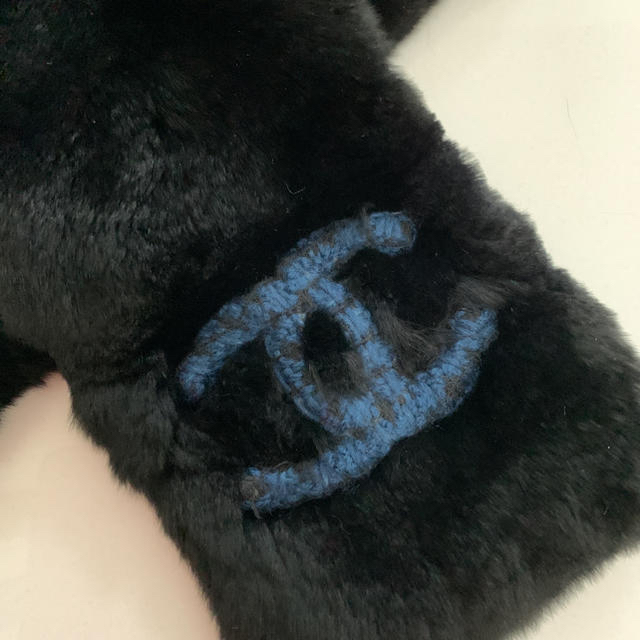 CHANEL(シャネル)のCHANEL レッキスファー　マフラー レディースのファッション小物(マフラー/ショール)の商品写真