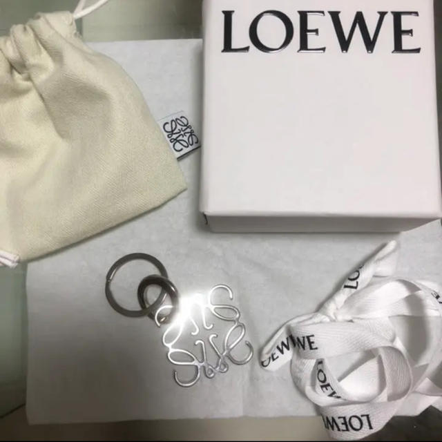 LOEWE(ロエベ)のロエベ  キーリング レディースのファッション小物(キーホルダー)の商品写真