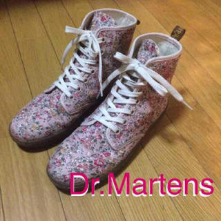 ドクターマーチン(Dr.Martens)の値下げ！Dr.Martens★花柄(スニーカー)