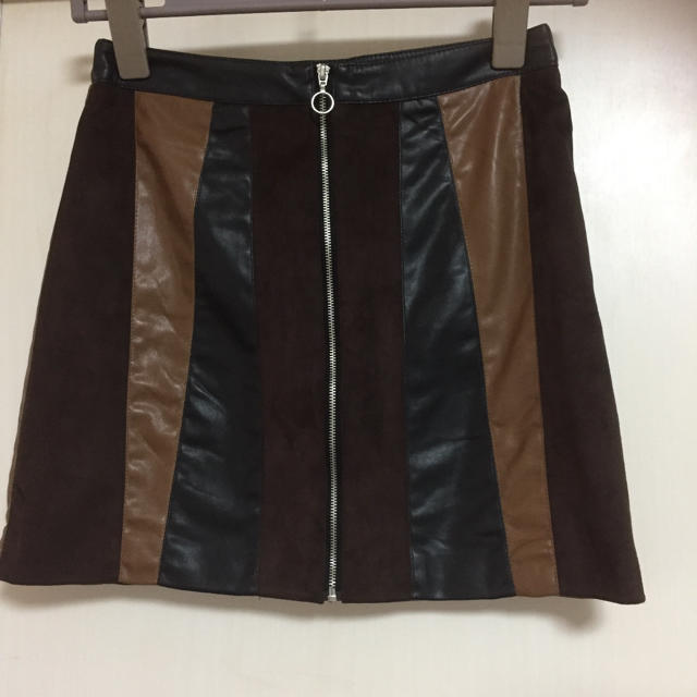 FOREVER 21(フォーエバートゥエンティーワン)のstradivarhusスカート レディースのスカート(ミニスカート)の商品写真