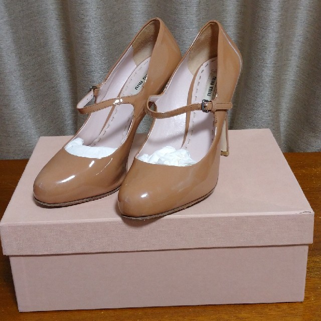 miumiu - ビア様専用 miumiu 靴 パンプスハイヒール サイズ38の通販 by どうも's shop｜ミュウミュウならラクマ