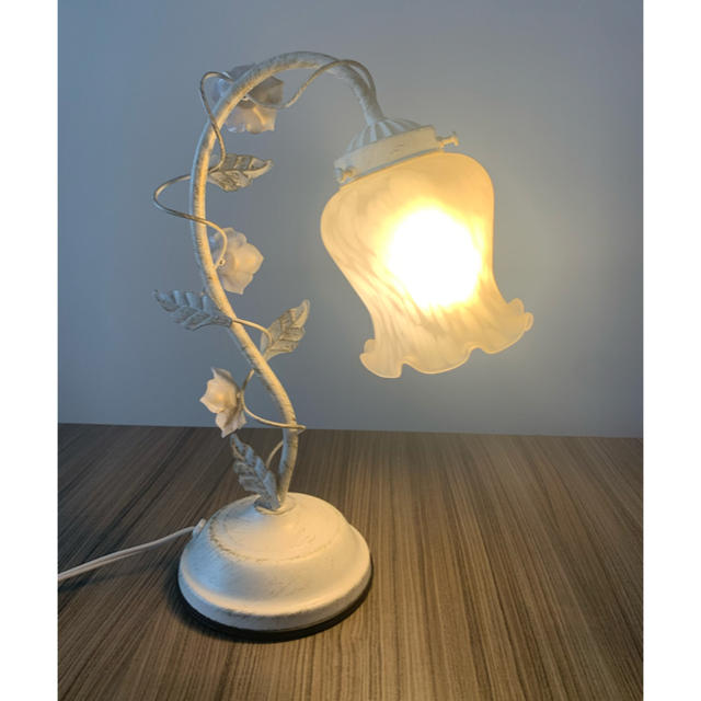 アンティーク　ランプ　ライト ハンドメイドのインテリア/家具(インテリア雑貨)の商品写真