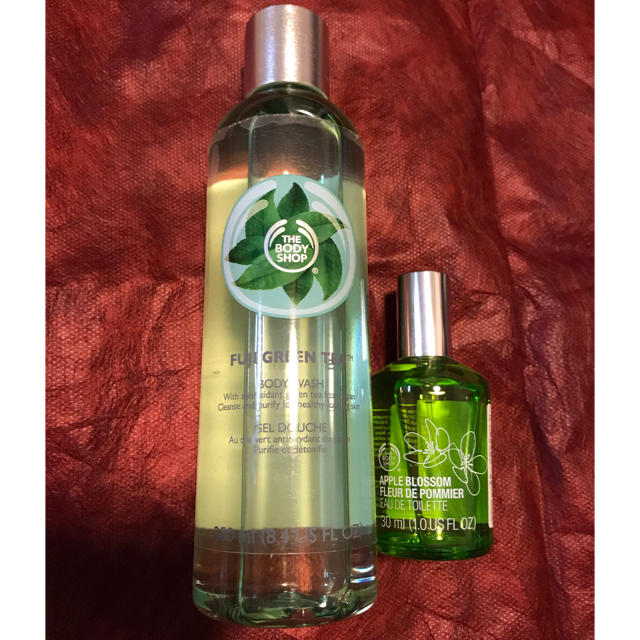 THE BODY SHOP(ザボディショップ)のボディショップ　ボディソープ&トワレ コスメ/美容の香水(香水(女性用))の商品写真