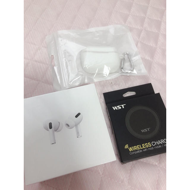 【専用】Airpods pro ＋おまけ付きAirPodspro