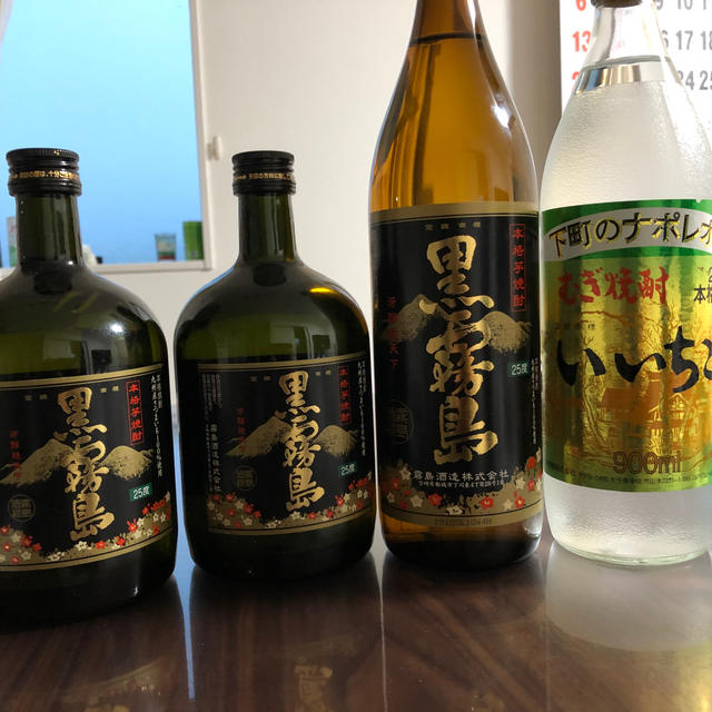 黒霧島　いいちこ 食品/飲料/酒の酒(焼酎)の商品写真