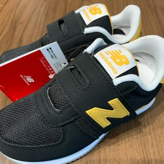 ニューバランス(New Balance)の新品タグ付　ニューバランス スニーカー キッズ(スニーカー)