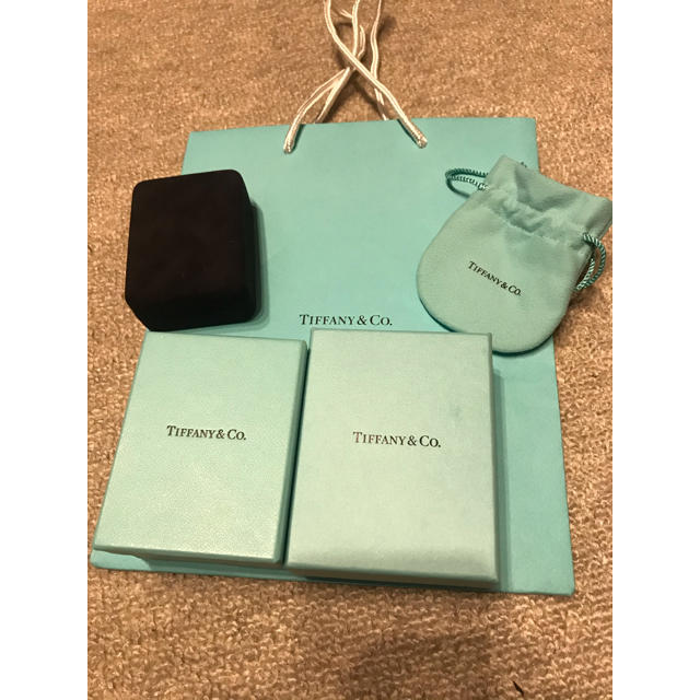 Tiffany & Co.(ティファニー)のティファニー　空箱　ボックス　ネックレス レディースのファッション小物(その他)の商品写真