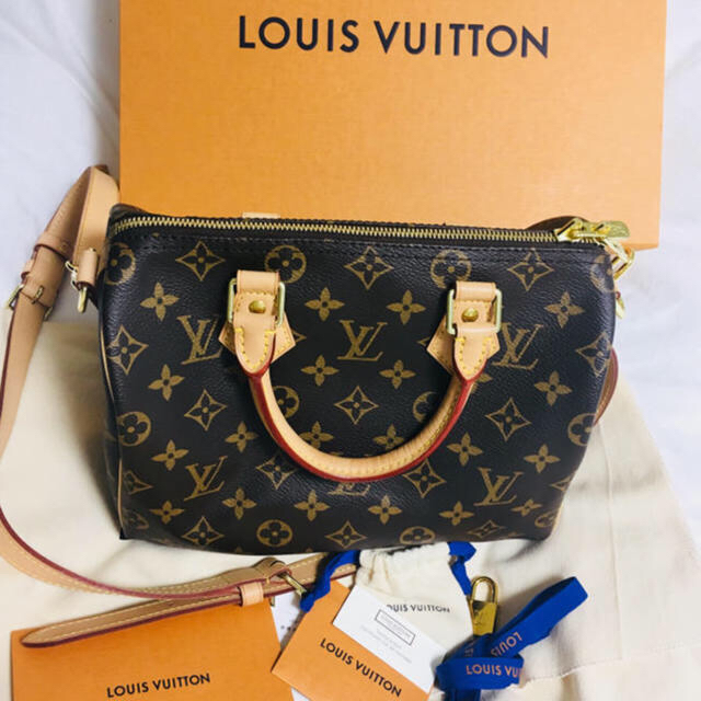 LOUIS VUITTON - LOUIS VUITTON ルイヴィトン バンドリエール25