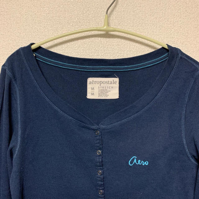 AEROPOSTALE(エアロポステール)のUSEDレディース　長袖Tシャツ　aeropostal エアロポステイル　ブルー レディースのトップス(Tシャツ(長袖/七分))の商品写真