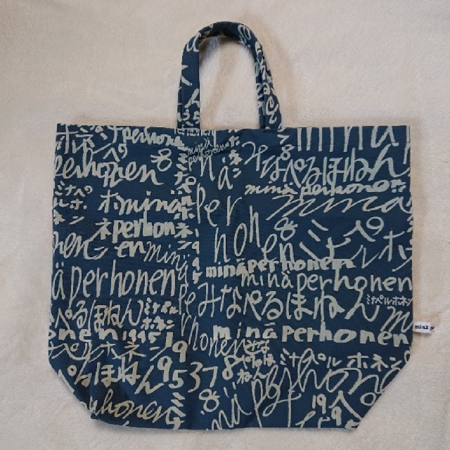 Blue素材ミナペルホネン minape bag ミナペバッグ 中サイズ