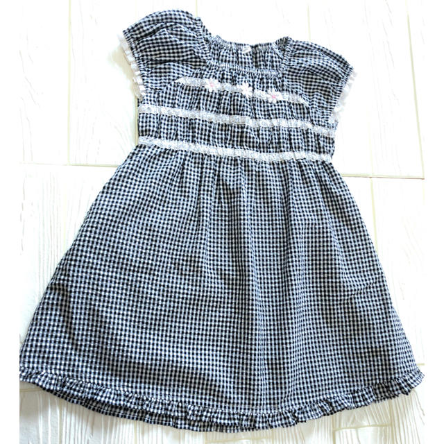 フォーマル風　ワンピース　120㎝ キッズ/ベビー/マタニティのキッズ服女の子用(90cm~)(ワンピース)の商品写真