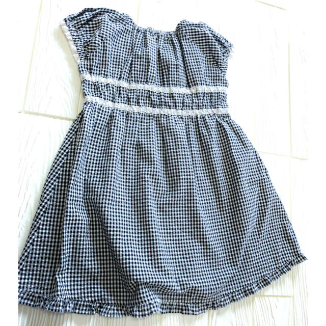 フォーマル風　ワンピース　120㎝ キッズ/ベビー/マタニティのキッズ服女の子用(90cm~)(ワンピース)の商品写真