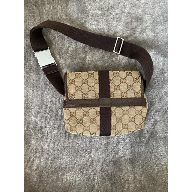 Gucci(グッチ)のGUCCI ウエストポーチ レディースのバッグ(ボディバッグ/ウエストポーチ)の商品写真