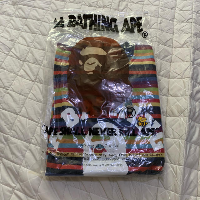 A BATHING APE(アベイシングエイプ)のa117【新品】レアABATHINGAPE アベイシングエイプ ボーダー柄ロンT メンズのトップス(Tシャツ/カットソー(七分/長袖))の商品写真