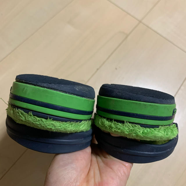 crocs(クロックス)のクロックス12C13 キッズ/ベビー/マタニティのキッズ靴/シューズ(15cm~)(サンダル)の商品写真