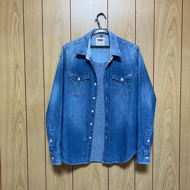 Levi's(リーバイス)のリーバイス デニムシャツ メンズのトップス(シャツ)の商品写真