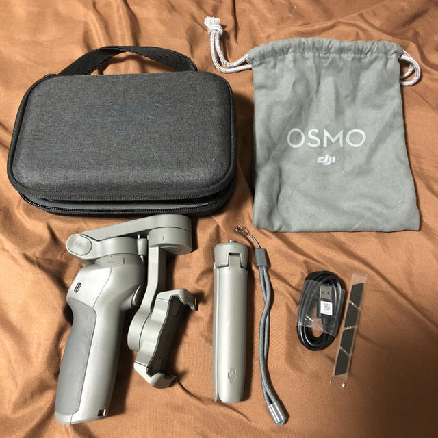 【未開封付属品あり】DJI Osmo Mobile 3 コンボ【有料保証あり】 スマホ/家電/カメラのスマホアクセサリー(自撮り棒)の商品写真