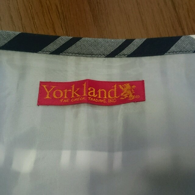 Yorkland(ヨークランド)のYorklandのスカート♪ レディースのスカート(ひざ丈スカート)の商品写真