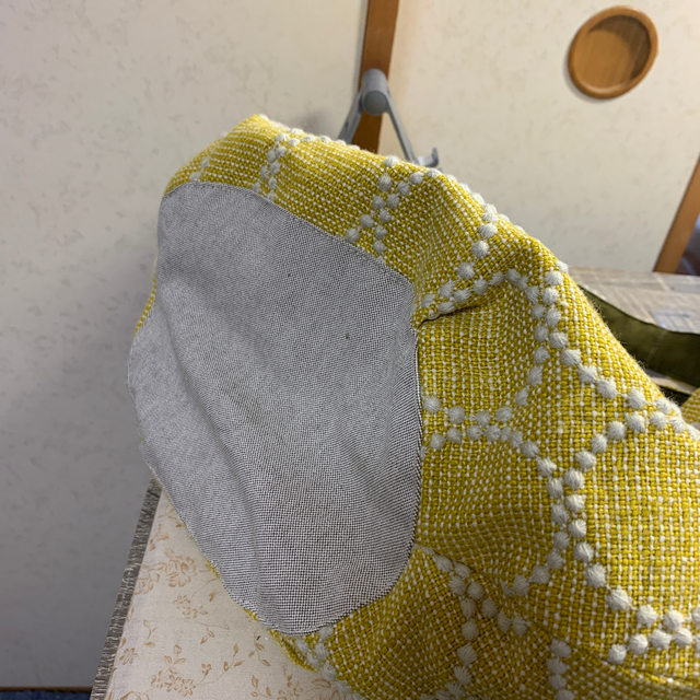 ミナペルホネン タンバリンyellow 手持ちラウンドバッグ ハンドメイド