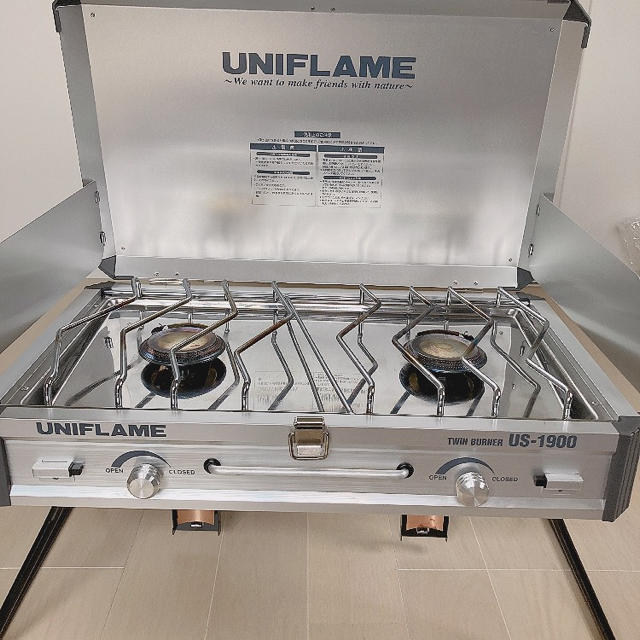 UNIFLAME(ユニフレーム)のユニフレーム ツーバーナー US-1900 スポーツ/アウトドアのアウトドア(ストーブ/コンロ)の商品写真