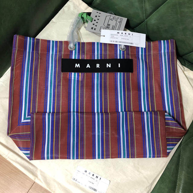 貿易保証 MARNI FLOWER CAFE ストライプバッグ ラッカーレッド