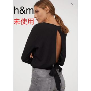 エイチアンドエム(H&M)の【未使用】H&M タイヘムクレープトップス(カットソー(長袖/七分))