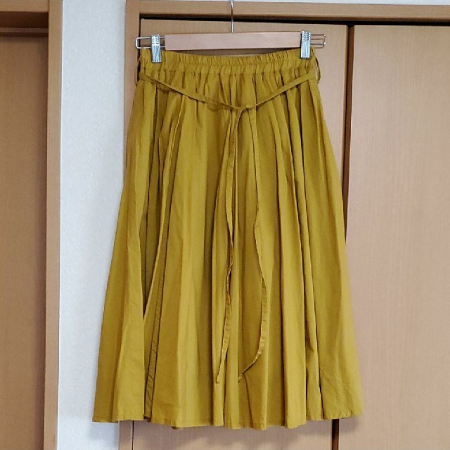 SABUROKU(サブロク)の今だけお値下げ。サブロク saburoku スカート レディースのスカート(ひざ丈スカート)の商品写真