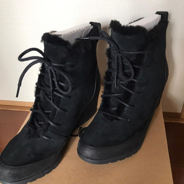 【UGG】ミニブーツ　新品靴/シューズ