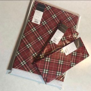 バーバリー(BURBERRY)の新品【BURBERRY 】バーバリー　ベッドスプレッド　ピローケース　セット(シーツ/カバー)