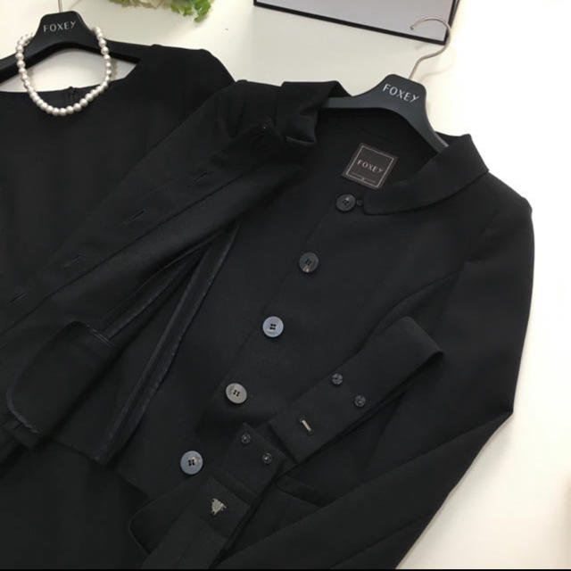 美品 フォクシー FOXEY サクセス ベルト付 ブラック ワンピース スーツ