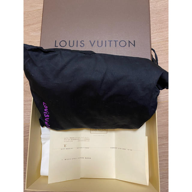 LOUIS VUITTON(ルイヴィトン)のLOUIS VUITTON ルイヴィトン ショール　ストール レディースのファッション小物(マフラー/ショール)の商品写真