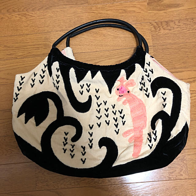 TSUMORI CHISATO(ツモリチサト)の【送料込み】ツモリチサト　TSUMORICHISATO 毛糸刺繍バッグ レディースのバッグ(ハンドバッグ)の商品写真