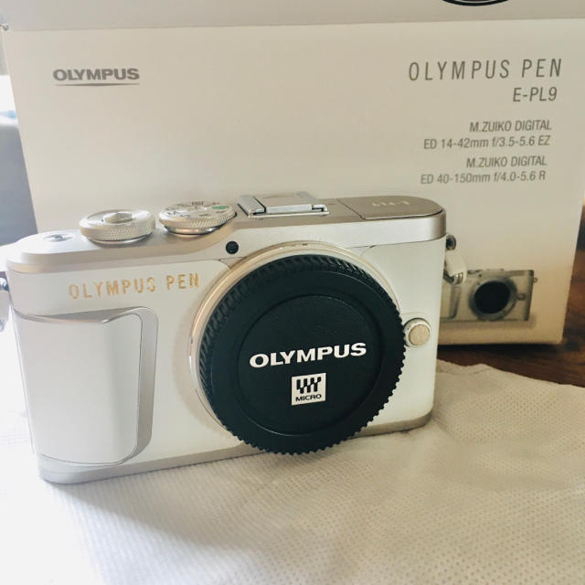 OLYMPUS(オリンパス)の【即購入OK】OLYMPUS E−PL9 E-PL9 EZ ダブル スマホ/家電/カメラのカメラ(ミラーレス一眼)の商品写真