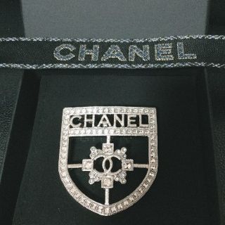 シャネル(CHANEL)の※値下げ※ 希少☆シャネル クレスト エンブレム ブローチ(ブローチ/コサージュ)