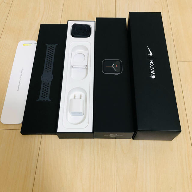 Apple Watch Nike Series 5(GPS)44mm Apple Watch Nike Series 5(GPS)44mm