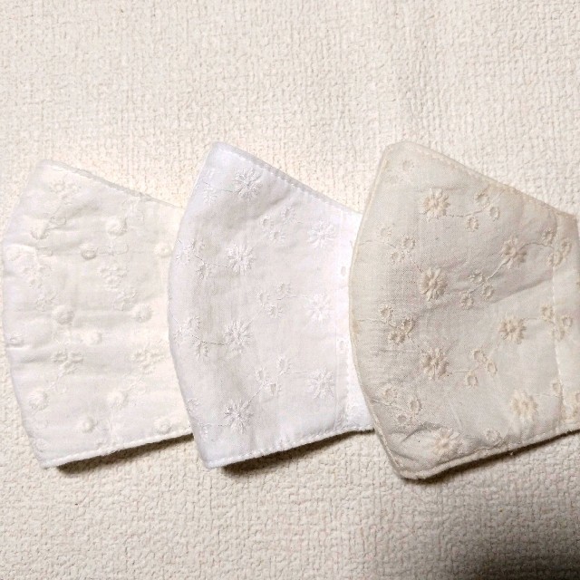 花柄刺繍コットン　インナーマスク ハンドメイドのファッション小物(その他)の商品写真