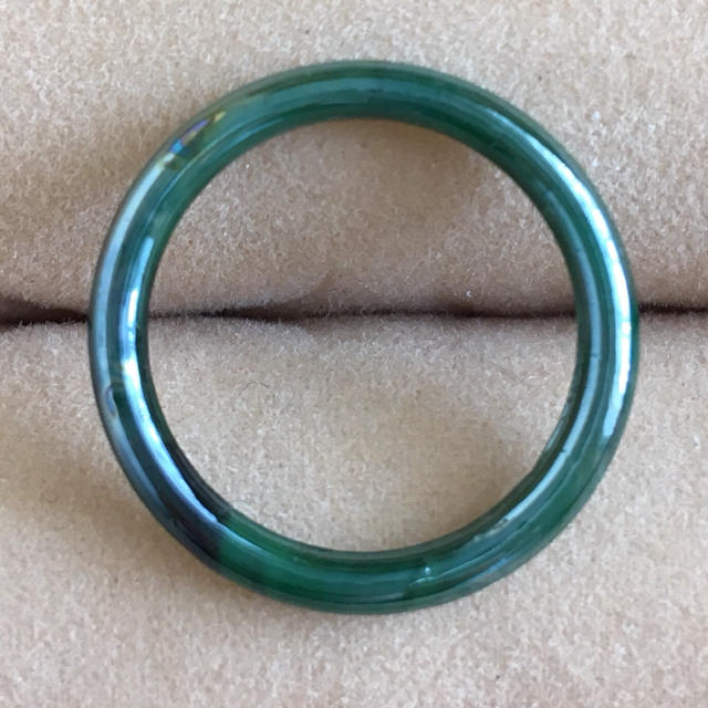 (2)翡翠カラーのリング グリーン アンティーク レディースのアクセサリー(リング(指輪))の商品写真