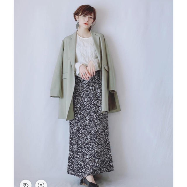 Ameri VINTAGE(アメリヴィンテージ)のameri vintage RING DOT BUTTON JACKET レディースのジャケット/アウター(テーラードジャケット)の商品写真