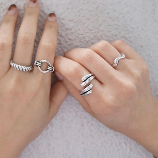 BEAUTY&YOUTH UNITED ARROWS(ビューティアンドユースユナイテッドアローズ)のsilver925  ウェーブリング レディースのアクセサリー(リング(指輪))の商品写真