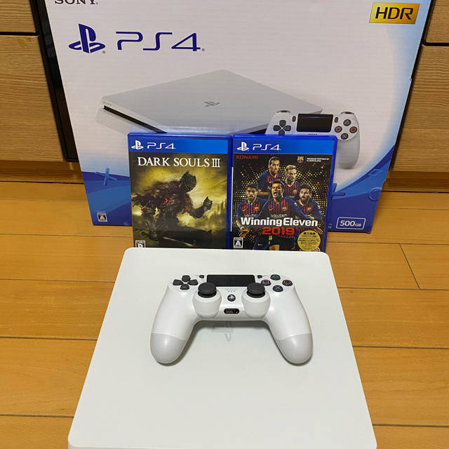 PS4 500GB ホワイト (スタンド付き) 美品