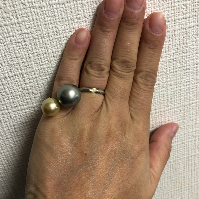 シルバー925南洋真珠(黒蝶真珠、白蝶ゴールデン)リング レディースのアクセサリー(リング(指輪))の商品写真