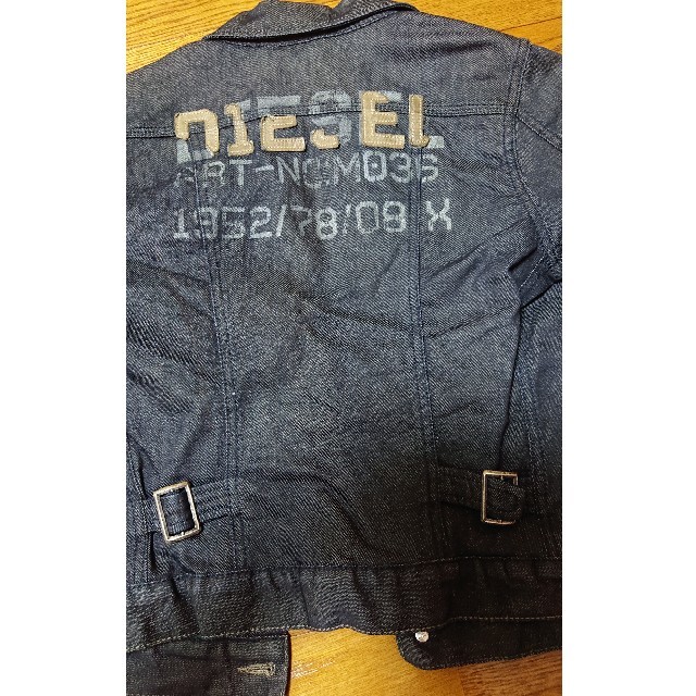 DIESEL(ディーゼル)のDIESEL☆ダメージジージャン☆ レディースのジャケット/アウター(Gジャン/デニムジャケット)の商品写真