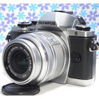 オリンパス(OLYMPUS)の専用★Wi-fi機能で簡単転送★OLYMPUS OM-D E-M10★(ミラーレス一眼)