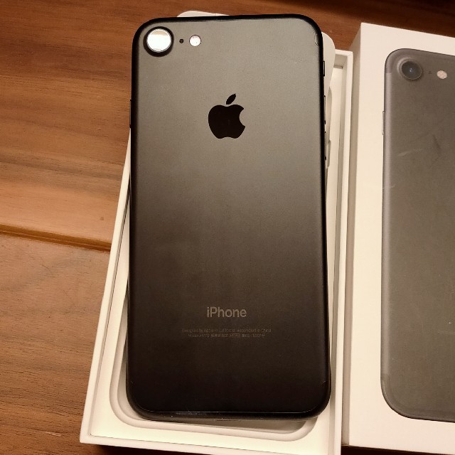 【美品】iPhone7 本体　128GB 1