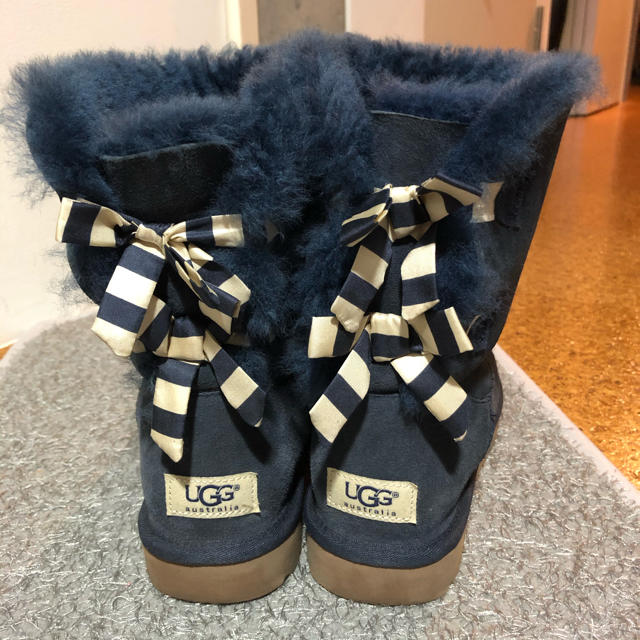 UGG ムートンブーツ リボン ネイビー 1