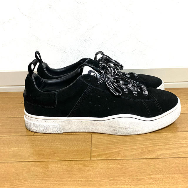 DIESEL(ディーゼル)のDIESEL  黒　スニーカー メンズの靴/シューズ(スニーカー)の商品写真