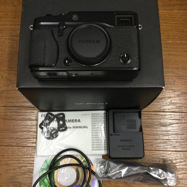 限界値引き、富士フィルム FUJIFILM X-pro1 美品